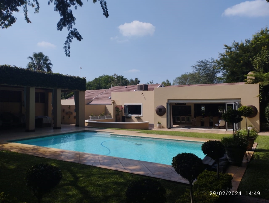 5 Bedroom Property for Sale in Cashan North West